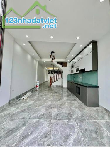 Nhà 4 tầng mới xây 30m2 gần bến xe yên nghĩa - 1