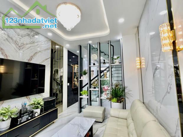 Hẻm Xe Hơi, 60m2, 4 Tầng, 4PN, Nơ Trang Long, Phường 13, Bình Thạnh. - 2