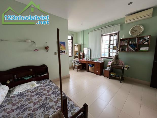 10 điểm! Nhà mới đẹp đường Trần Bình Trọng 78.6m2 (4.5x19m) nhà 4tầng đúc BTCT, hẻm xe hơi - 1