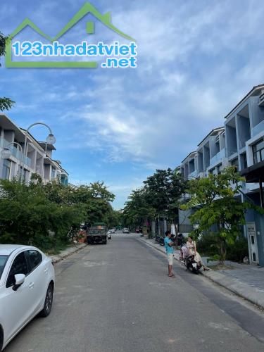 Bán Lỗ Nhà An Cựu City Block N - đường số 12 . Giá 3,7xx tỷ - 3