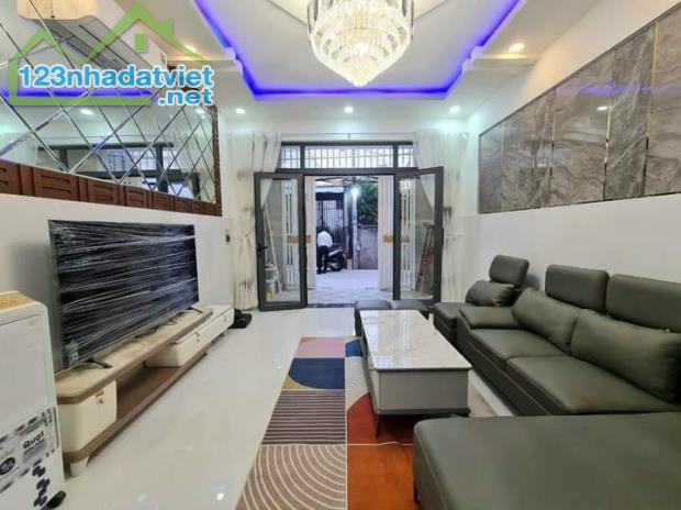 BÁN LỖ BÁN GẤP NHÀ HẺM 52m²-2tỷ6(TL) Nguyễn Đình Chiểu Phường Đakao Quận 1 - 1