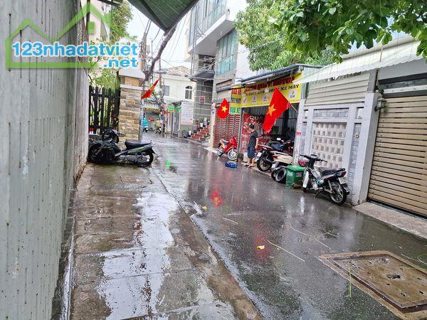 Mặt tiền kinh doanh xe hơi thông 320 Nguyễn Văn Linh, Bình Thuận Quận 7, 76m2 chỉ 9.5 tỷ - 1