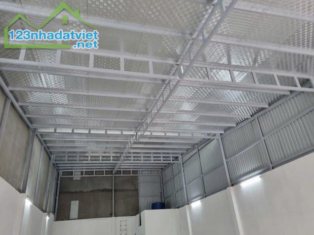 Chính chủ cần Cho thuê nhà kho 8x20 (160m2) tại DN4 Tân Hưng Thuận. Q12 - 2