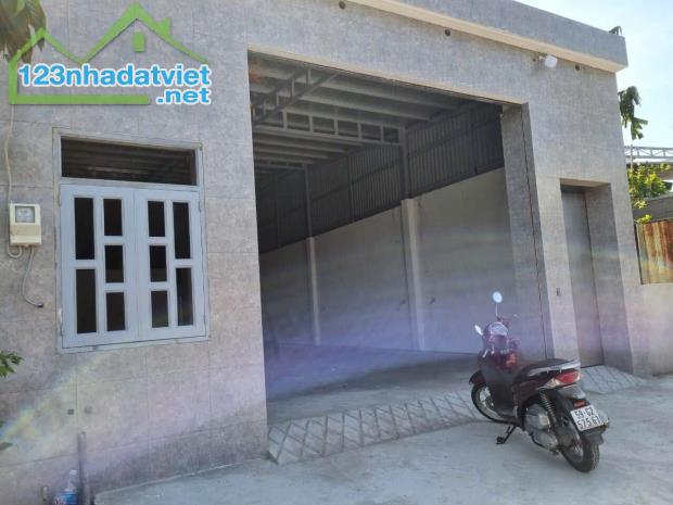 Chính chủ cần Cho thuê nhà kho 8x20 (160m2) tại DN4 Tân Hưng Thuận. Q12