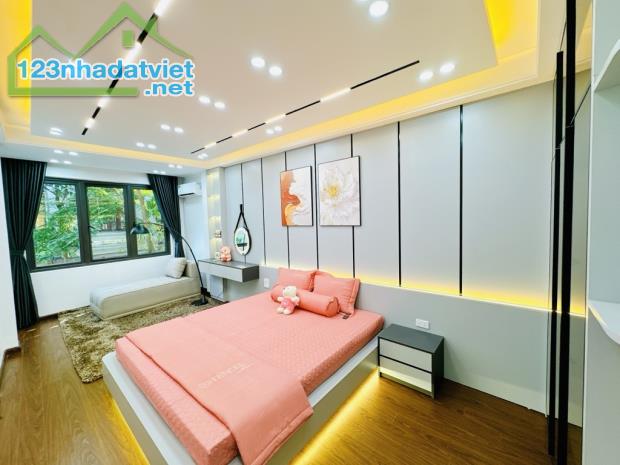 💥💥💥Nhà Đẹp Tôn Đức Thắng, Phân Lô, Trước Nhà Siêu Thoáng, DT 34m2, 4 Tầng, Giá 5.9 Tỷ - 3