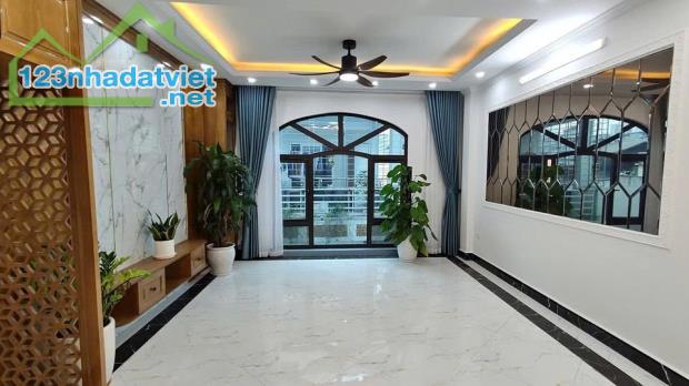 Bán nhà mặt phố Đồng Cổ, Tây Hồ, 7 tầng thang máy, vỉa hè kinh doanh sầm uất. Giá 16 tỷ - 5