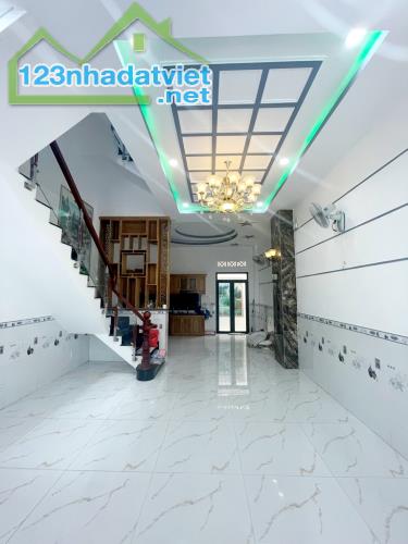 Chủ cần bán gấp căn nhà khu dân cư ven sông - 4Tầng - Đào Sư Tích - 80m2 (5mx16m) - 7,8 tỷ - 1