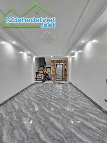 TRẦN QUỐC HOÀN  48M2  MT5  GIÁ 12.8  TỶ , PHÂN LÔ , OTO, THANG MÁY - 1