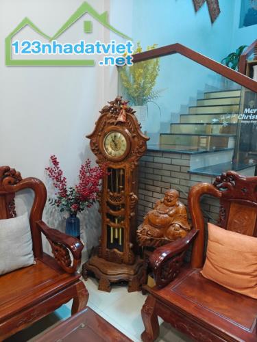 ♪Nhà Kiệt nhựa 5m, thấy rõ MT Nguyễn Hữu Thọ, 56.7m2, 3 tầng chắc đẹp, 4.x tỷ - 2