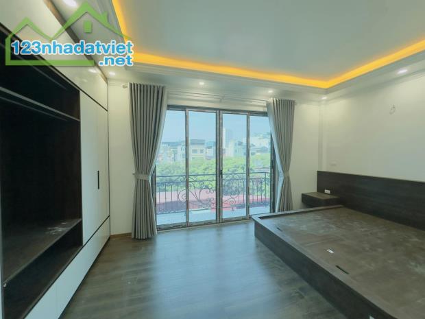 BÁN NHÀ MỚI KÍNH KOONG NGÕ 143 NGUYỄN CHÍNH Ô TÔ ĐỖ CỬA, TẶNG FULL NỘI THẤT, HƠN 6 TỶ RƯỠI - 2