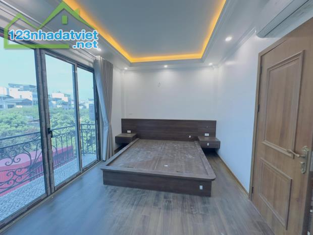 BÁN NHÀ MỚI KÍNH KOONG NGÕ 143 NGUYỄN CHÍNH Ô TÔ ĐỖ CỬA, TẶNG FULL NỘI THẤT, HƠN 6 TỶ RƯỠI - 1
