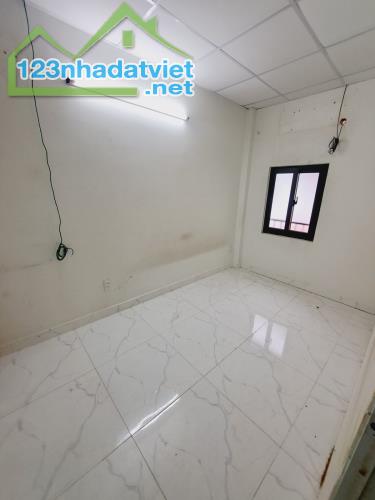 Bán nhà 1/, 22m2, đường TRẦN THỦ ĐỘ, Tân Phú, 2 tầng, 2 PN, giá 2.55 tỷ còn thương lượng. - 3