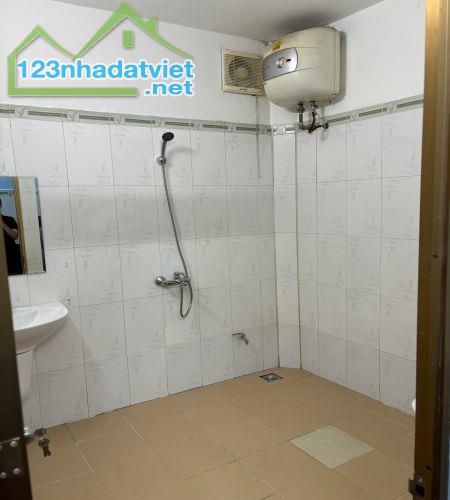 Chính chủ Cần Bán Nhà 76M Ở Địa Chỉ: Ngõ 156 Đường Tam Trinh