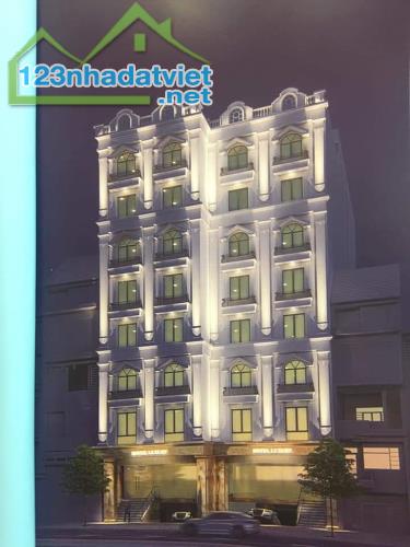 Bán gấp toà nhà mặt công viên Cầu Giấy - Trần Thái Tông Dt 145m2.....Giá: 80tỷ