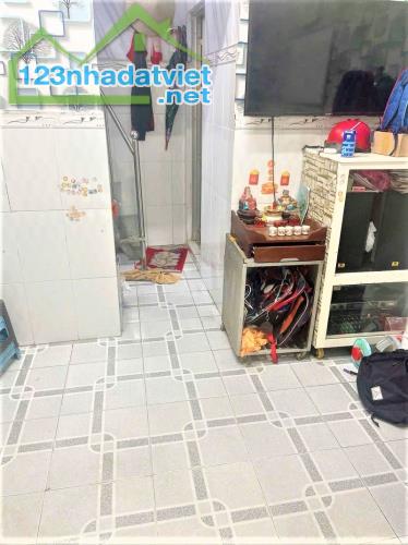NHÀ QUẬN 1 NGAY CÔNG VIÊN 23 THÁNG 9, HẺM THÔNG, TIỆN ÍCH VIP, 16M2 3 TẦNG ĐÚC, 3 TỶ HƠN - 3