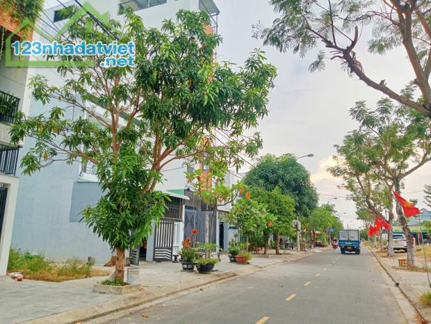 🔥DÃY TRỌ VIEW CÔNG VIÊN ĐẠI HỌC ĐÀ NẴNG🔥MẶT TIỀN 5M5🔥125M2 CHỈ 3,55TỶ🔥 - 3