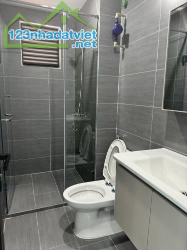 [KD 190 tr/tháng] Bán tòa nhà CCMN Xuân Thủy,104m2X8T,MT 8m, giá 28.6tỷ, Ô tô - 2