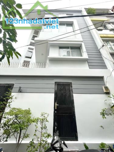 Nhà Trần Quang Diệu quận 3 DT 70m2 ,5 tầng ,HXH nhỉnh 10ty - 1