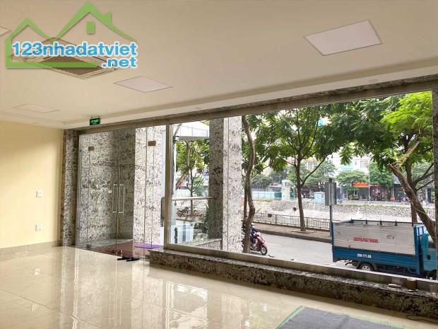 Bán Tòa Văn Phòng 9 Tầng Mặt Phố Vũ Tông Phan, DT 226m2, MT 11,5m. Giá 115 TỶ - 1