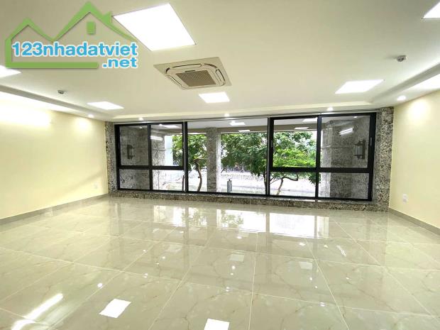 Bán Tòa Văn Phòng 9 Tầng Mặt Phố Vũ Tông Phan, DT 226m2, MT 11,5m. Giá 115 TỶ - 2