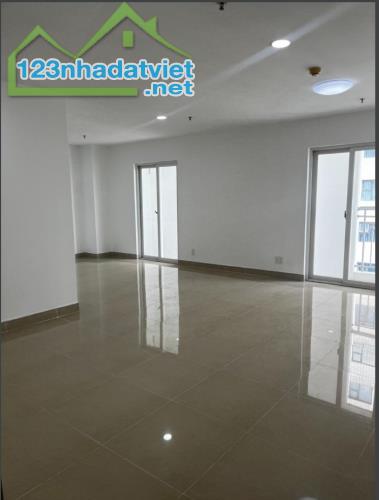 Bán căn hộ Chung cư Charm Plaza, diện tích 92m2, nhà mới