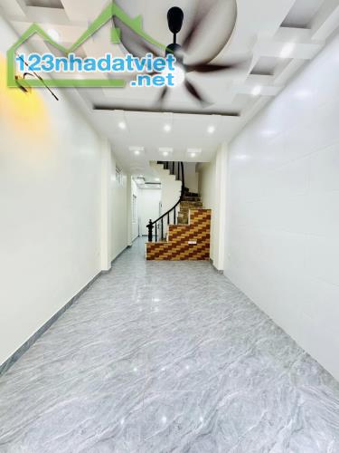 Bán nhà ở luôn Nguyễn Đức Cảnh lô góc 2 thoáng - ô tô - ngõ thông tứ tung - hơn 7 tỷ - 1