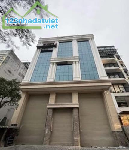 Bán Tòa Văn Phòng Mặt Phố Văn Miếu, Đống Đa DT 230m2, 9T, MT 8.5m. Giá Cực Rẻ