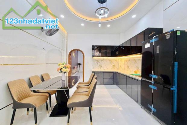 Bán nhà hẻm 6m, Quang Trung, Gò Vấp, 3.7m x 20m, 72.4 m², 3 tầng - Giá 6.6 tỷ TL - 3