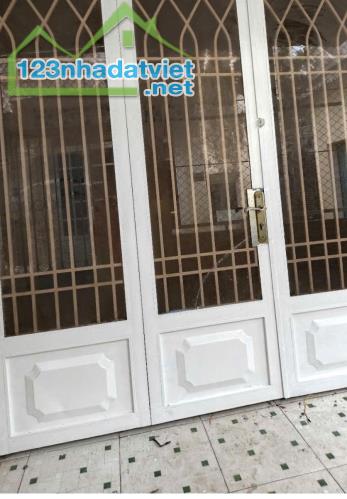 CẦN BÁN NHÀ, nhà nhỏ xinh, Q2, DT 30m2 ( 3.5 x 8 ) mới ở ngay, chỉ 2.5 ty - 2