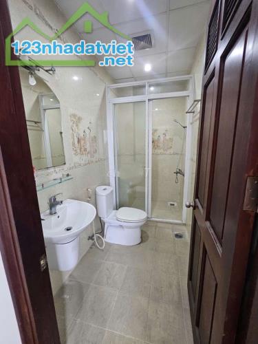 CHO THUÊ NGAY NHÀ ĐẸP 3 TẦNG, 4 PHÒNG NGỦ, 4 TOILET,TÂY THẠNH - TÂN PHÚ - GIÁ CHỈ 18 - 4