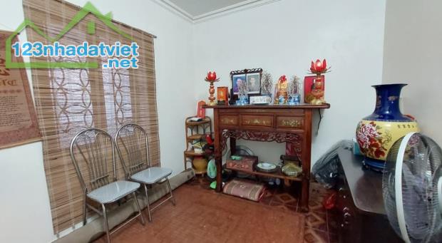 Bán nhà Trần Nguyên Hãn, Niệm Nghĩa, Lê Chân, Hải Phòng. 3 tầng, 70m2, 3,2 tỷ. Ngang 4m, d - 4