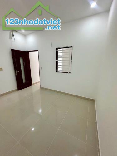 🏠âu dương lân ,quận 8 ,2 tầng ,4mx10m,hẻm 3m ,nhỉnh 4,x tỷ - 2