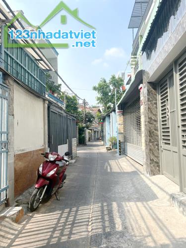 Bán nhà nát HXH quay đầu gần MT Bùi Minh Trực P6Q8 - 2