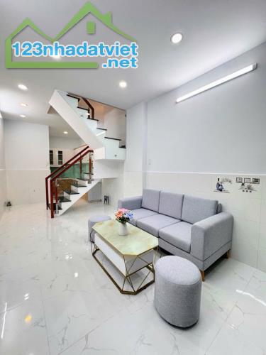 Nhà Đẹp 30m2 cực rẻ chỉ 3.25 tỷ, 2 Tầng Tân Phú. Hoàn Công đủ Không Lộ Giới - 2