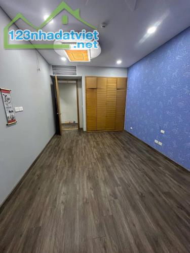 Căn hộ Chung cư cao cấp Dolphin Plaza - 28 Trần Bình 147m² Nam Từ Liêm