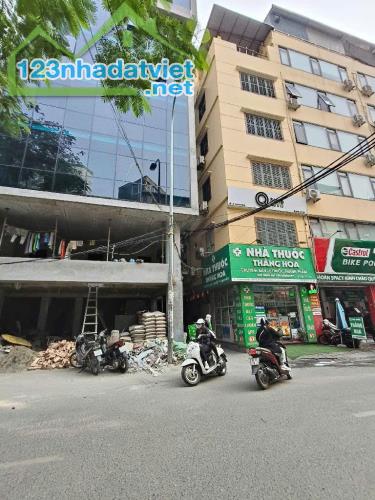 bán nhà Đống Đa 354 trường chinh 50m lô góc, ngõ rộng