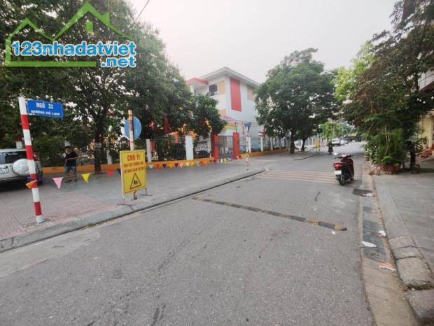 Hot! Đất Tái Định Cư Phố Cổ Linh 100m2, View Vườn Hoa, Gần Aeon Mall - 1