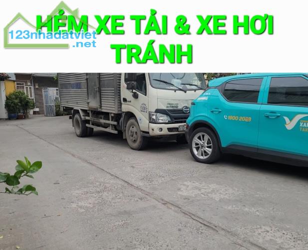 Bán nhà hẻm xe hơi tránh, số lẻ Phạm Thế Hiển Q8, 60m2[4×15] chỉ 4Ty2x, cách mặt tiền 50m - 1