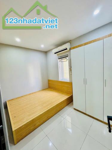 * Bán CCMN 2 ngủ 50m2 tại gầm cầu vượt ngã tư sở, cách mặt phố Tây Sơn 10m ( sau mặt phố - 1