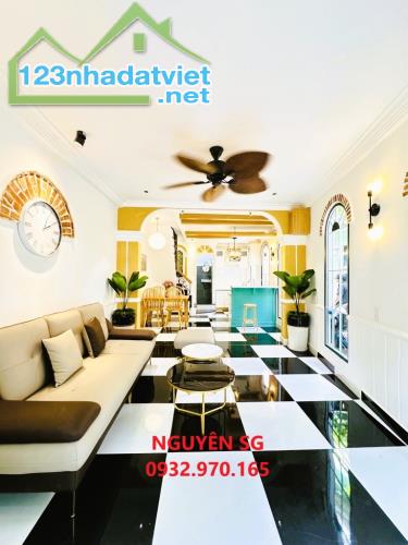 NHÔ 4 TỶ, SIÊU PHẨM ĐÓN TẾT, 2 TẦNG, DT 42 M2 (3,5 x 12), PHẠM VĂN ĐỒNG, GẦN SUNNY PLAZA.