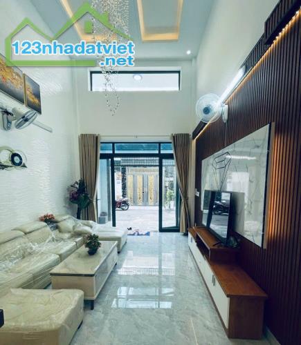 KHU PHÂN LÔ NGAY DREAMHOME-HẺM 6M-HĐ THUÊ 25TR/th. GẦN PHẠM VĂN CHIÊU, GV, 5TANG, 7.8TY - 1