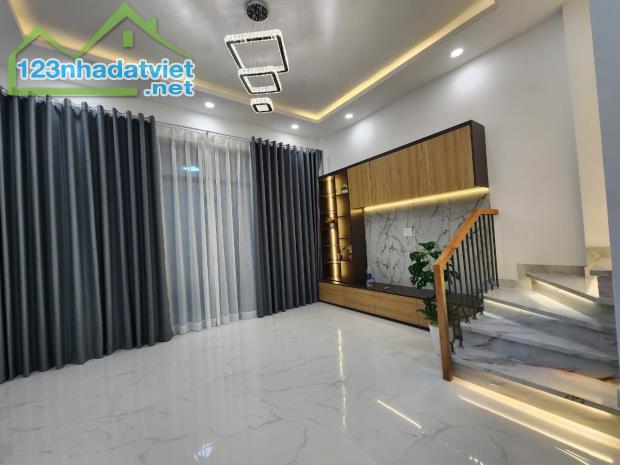 BÁN NHÀ BÀ HOM -PHÚ LÂM -QUẬN 6 - 66M2 X 2 TẦNG -GIÁ : 6,5 TỶ CÒN TL - 5