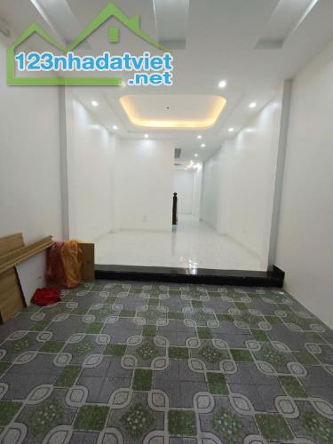 Bán nhà Lương Yên, Hai Bà Trưng, sổ đỏ 46m2; 8,1 tỷ