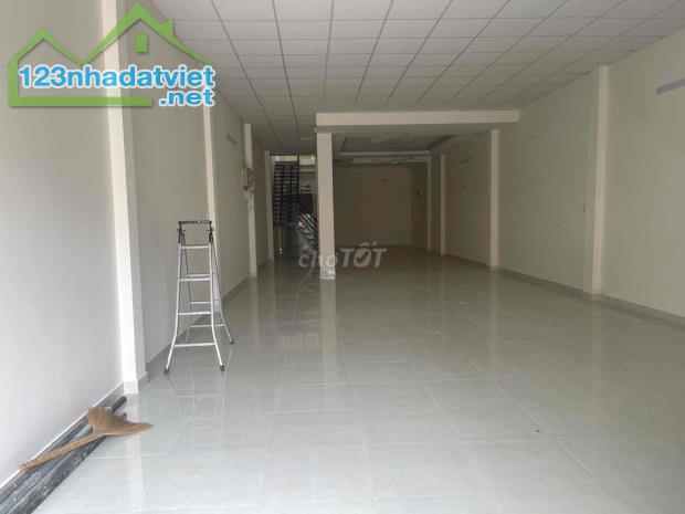 Cho thuê nhà Mặt Tiền Tân Kỳ Tân Quý 210m2 - NGANG 7M - GẦN AEON - 1