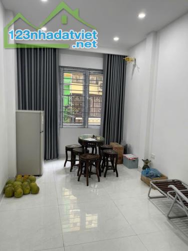 Cần bán nhà cạnh phố Nguyễn Huy Tự, 46m2, 6 tỷ