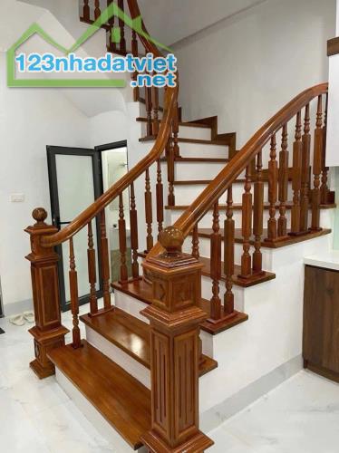 Cực Hiếm Ngọc Thụy 43m2 x 5T, Siêu đẹp full nội thất, p.lô quân đội. Ở ngay đón tết 8,6tỷ - 1