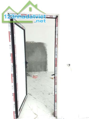 ĐẲNG CẤP HOÀNG GIA 5 TẦNG 45M2 - MẶT TIỀN 5,7M-FUUL NỘI THẤT -THOÁNG SÁNG SẠCH SẼ-Ở NGAY - 2