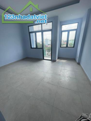 Xoay vốn bán nhà Vườn Chuối P4 Quận 3 DT 55m2 Giá 5tỷ230 lh@932861530 Vân - 2