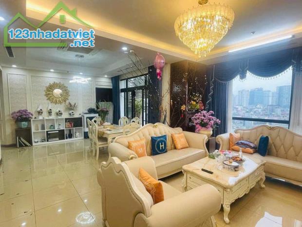 Bán nhà 300m², 3 tầng, ngõ Bùi Xương Trạch, Khương Hạ, Thanh Xuân - 39.2 tỷ - 2