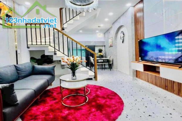 Bán nhà hẻm 3m, Đường Số 3, Gò Vấp, 3.3m x 6m, 16.8 m², gần Emart - Giá 3.25 tỷ TL